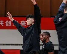 必一登录入口-包含球员交易风波：明星球员被交换至不同球队，引发混乱的词条  第2张